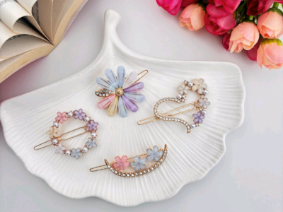 Floral clips