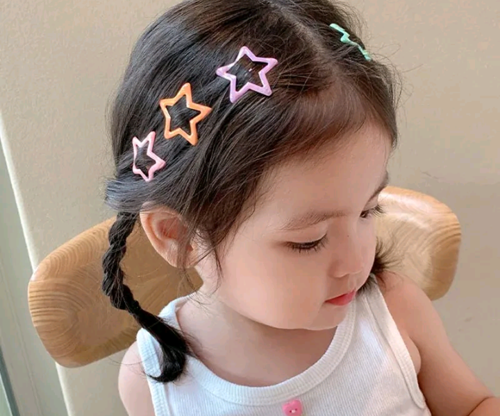 Baby hair clip