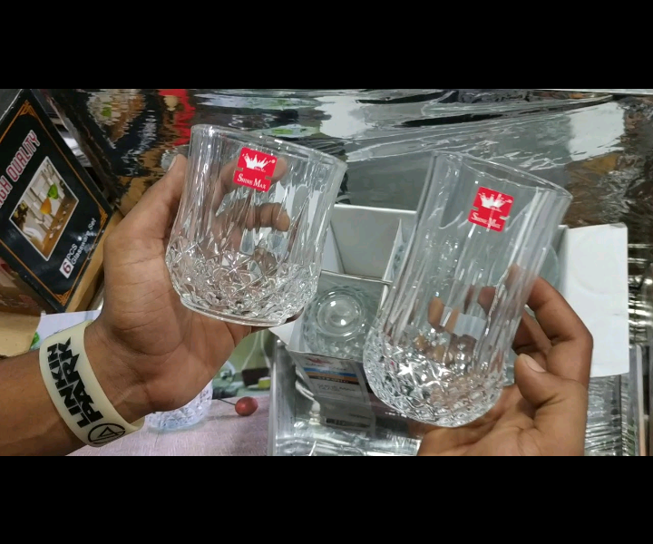 Drink serving glasses