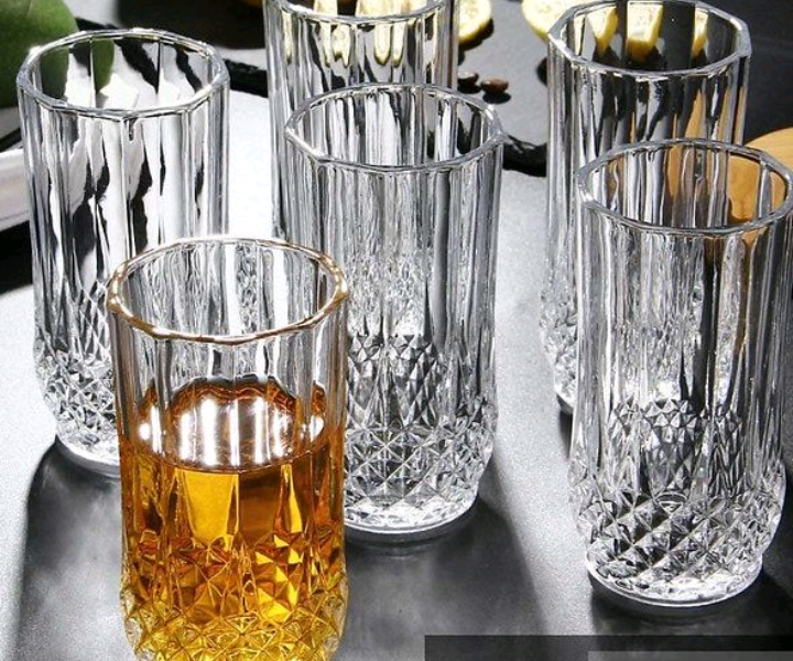Drink serving glasses