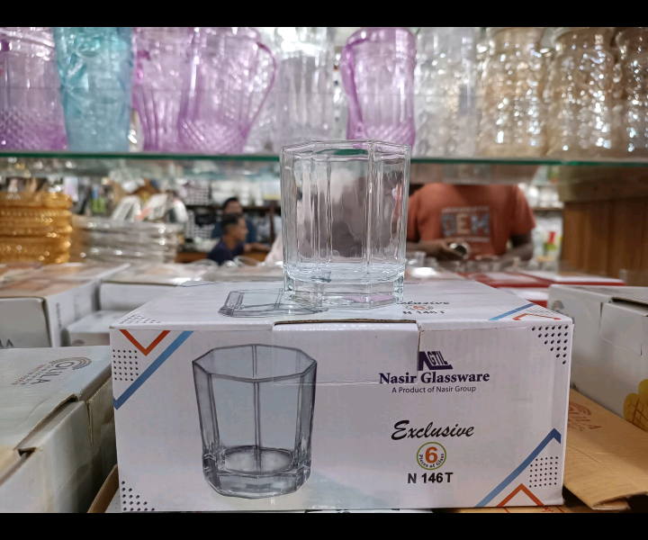 Drink serving glasses