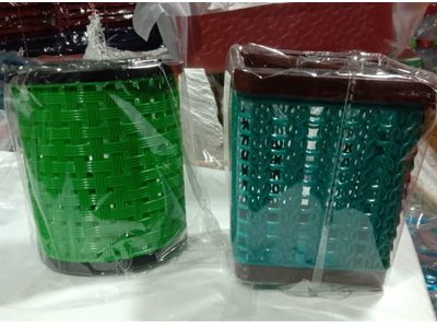 ম্যাক্স কলমদানি (Pen holder)