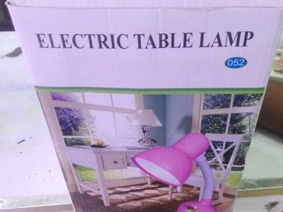টেবিল ল্যাম্প (Table lamp)