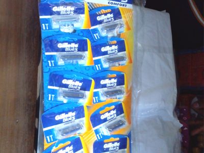 জিলেট ব্লু থ্রি (Gillette)