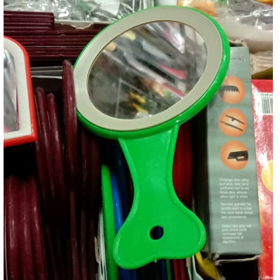 ছোট আয়না (Mirror)