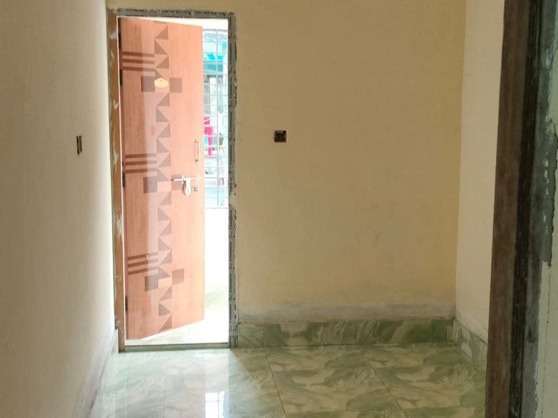 সিঙ্গিপুকুর -ফায়ার সার্ভিসের দিকে ৪টি ফ্ল্যাট(নতুন) ভাড়া দেওয়া হবে।