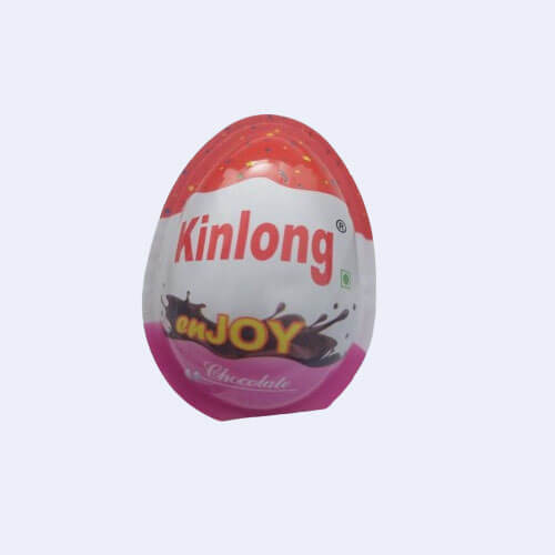 Kinlong enjoy chocolate