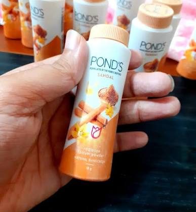 mini ponds sandal powder